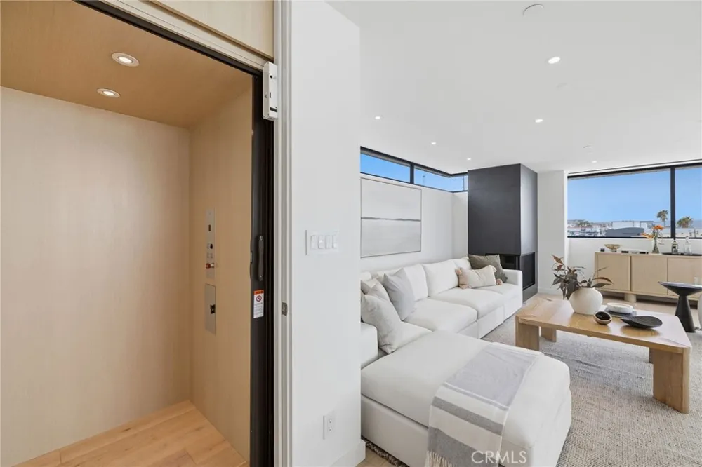 4101 Highland Manhattan Beach, CA 90266