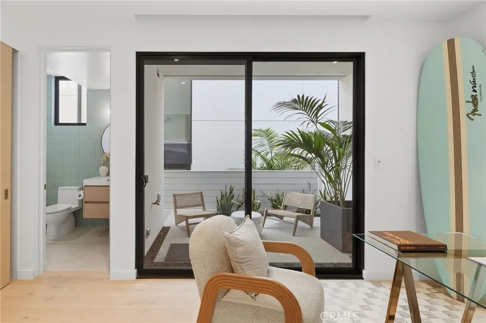 4101 Highland Manhattan Beach, CA 90266