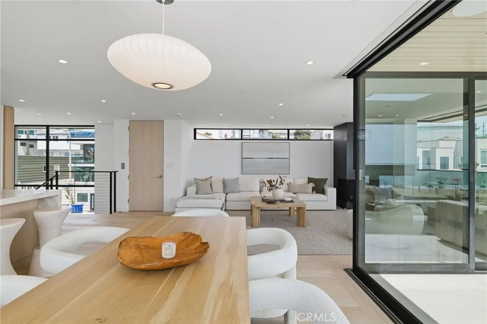 4101 Highland Manhattan Beach, CA 90266