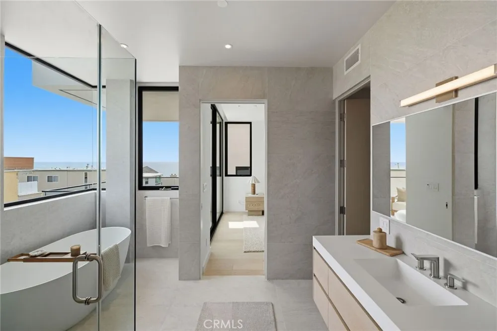 4101 Highland Manhattan Beach, CA 90266