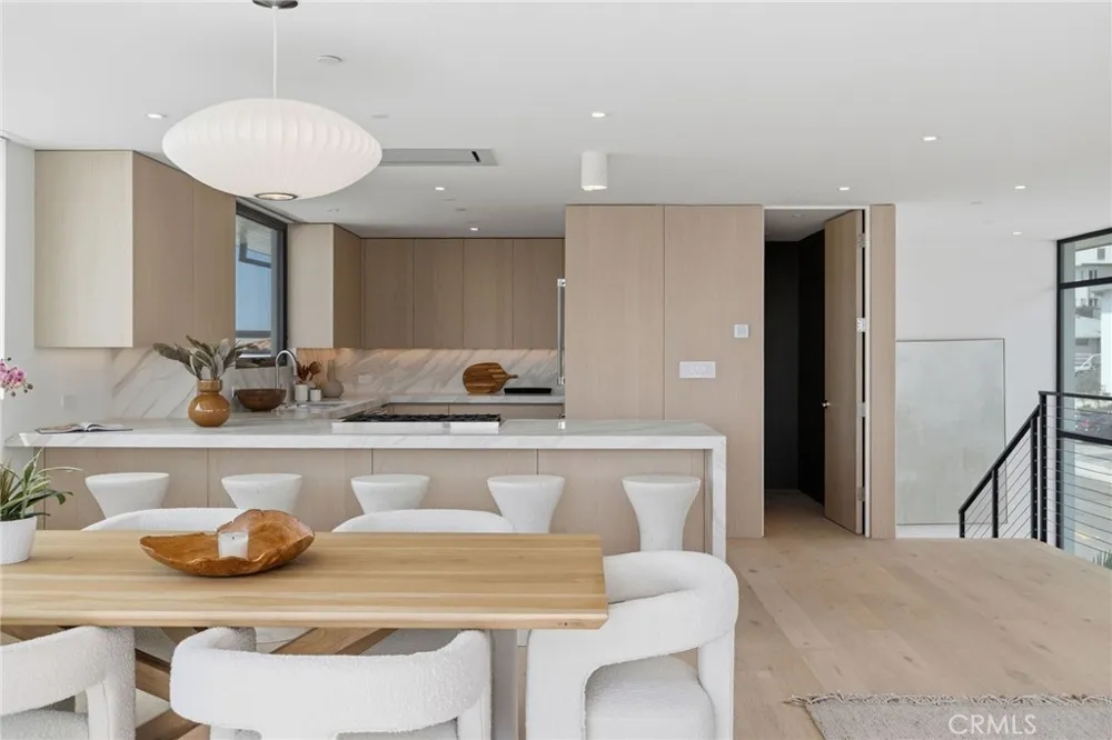 4101 Highland Manhattan Beach, CA 90266