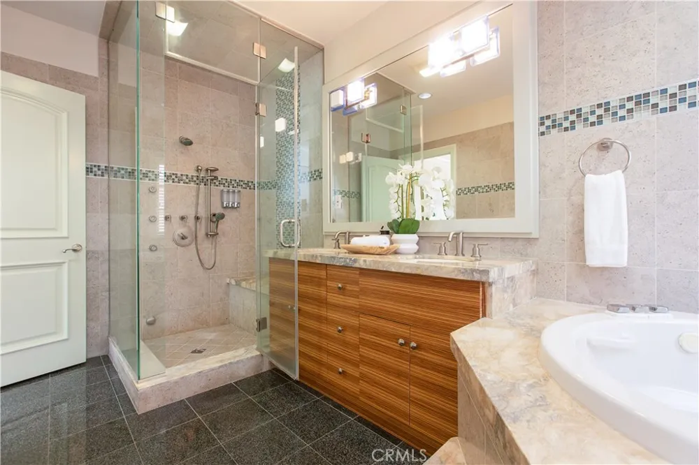 899 S Santa Anita San Marino, CA 91108