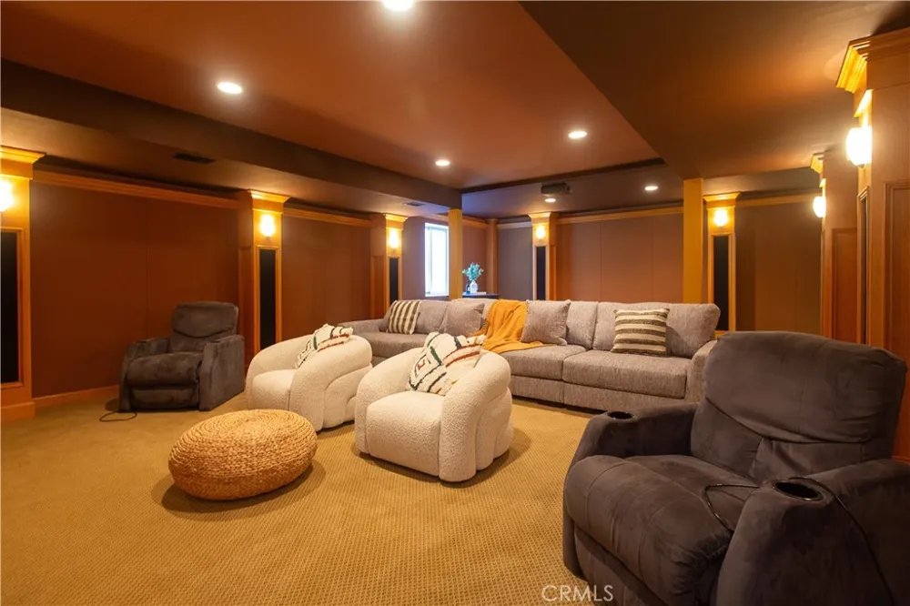 899 S Santa Anita San Marino, CA 91108