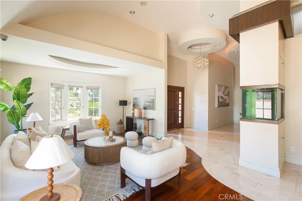 899 S Santa Anita San Marino, CA 91108
