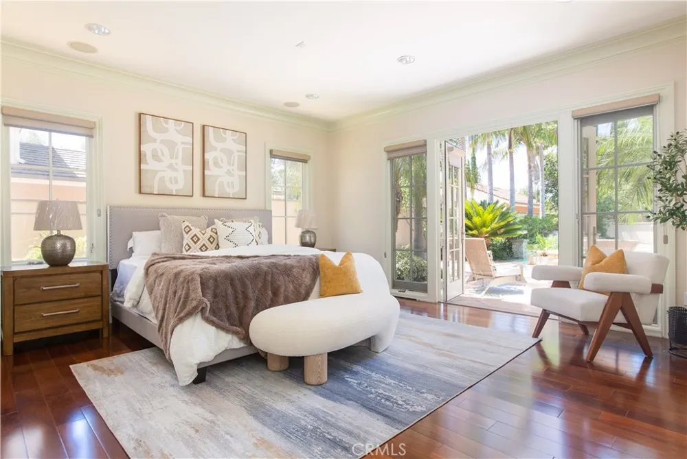 899 S Santa Anita San Marino, CA 91108