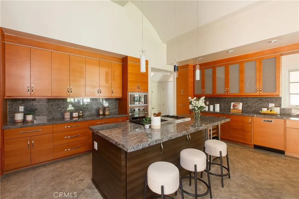 899 S Santa Anita San Marino, CA 91108