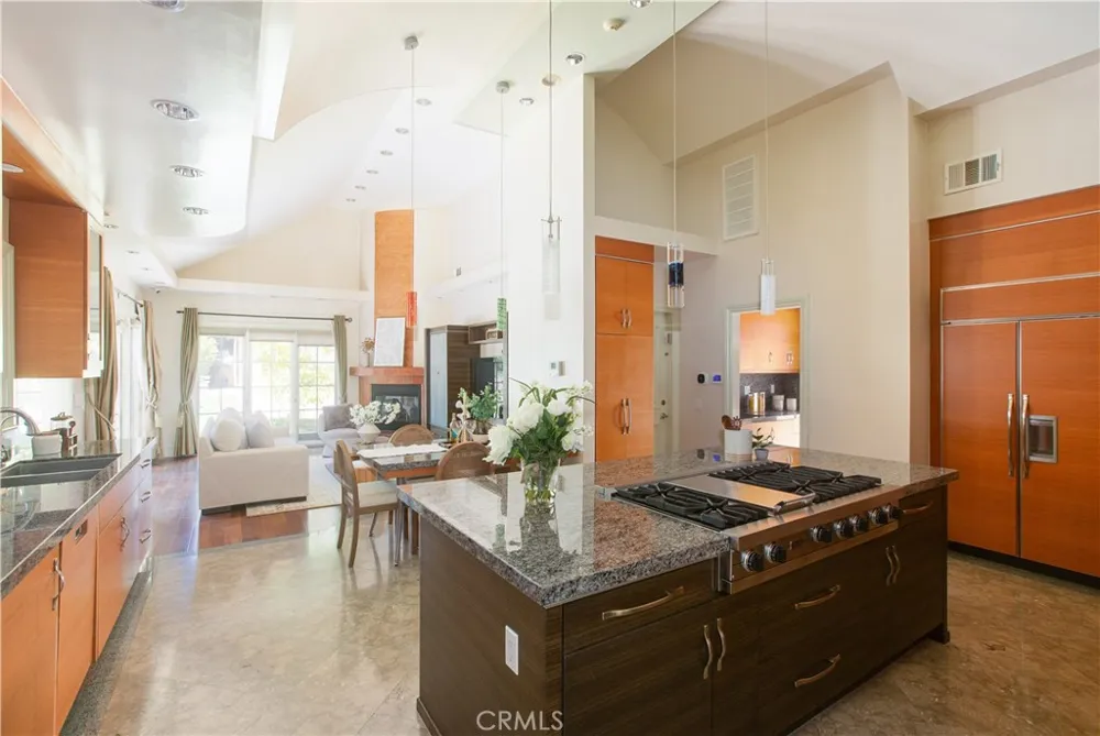 899 S Santa Anita San Marino, CA 91108