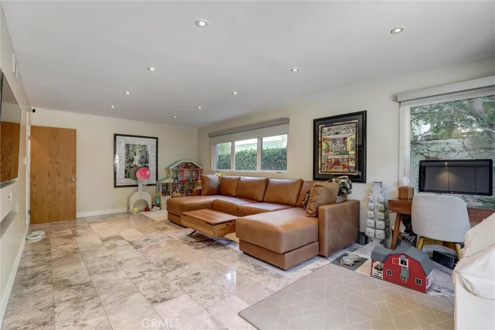 4141 Branford Huntington Beach, CA 92649