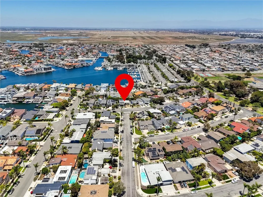4141 Branford Huntington Beach, CA 92649