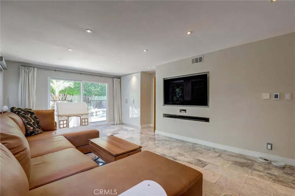 4141 Branford Huntington Beach, CA 92649