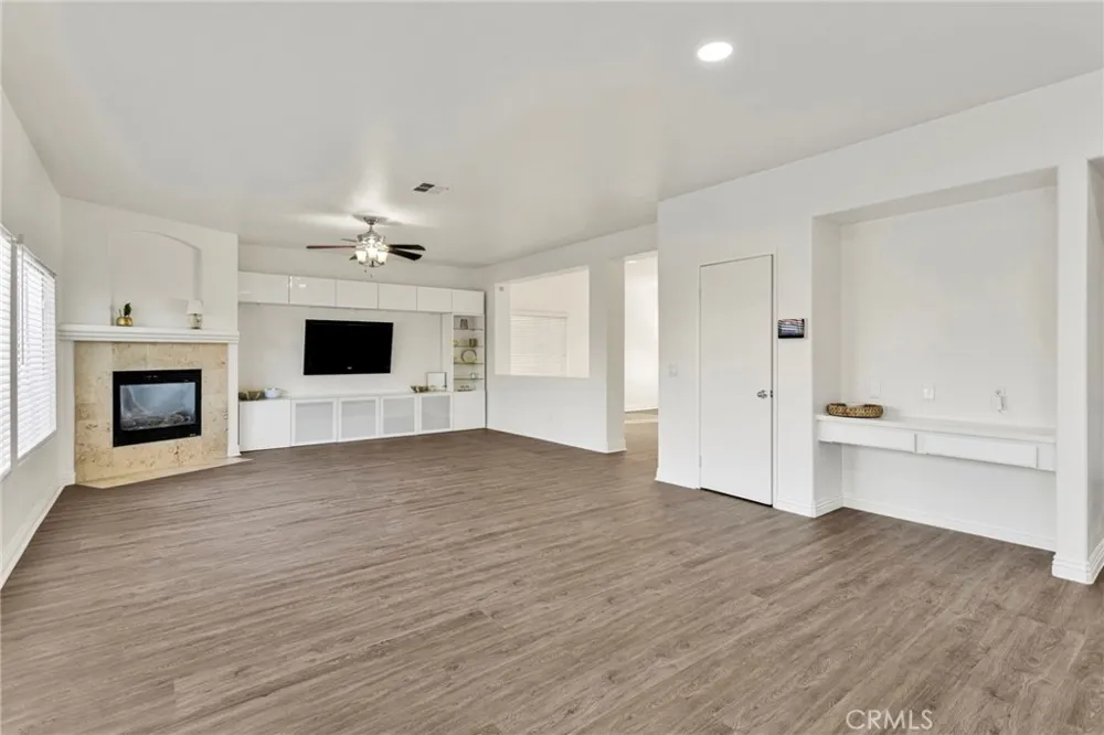 13653 Cobalt Road Victorville, CA 92392