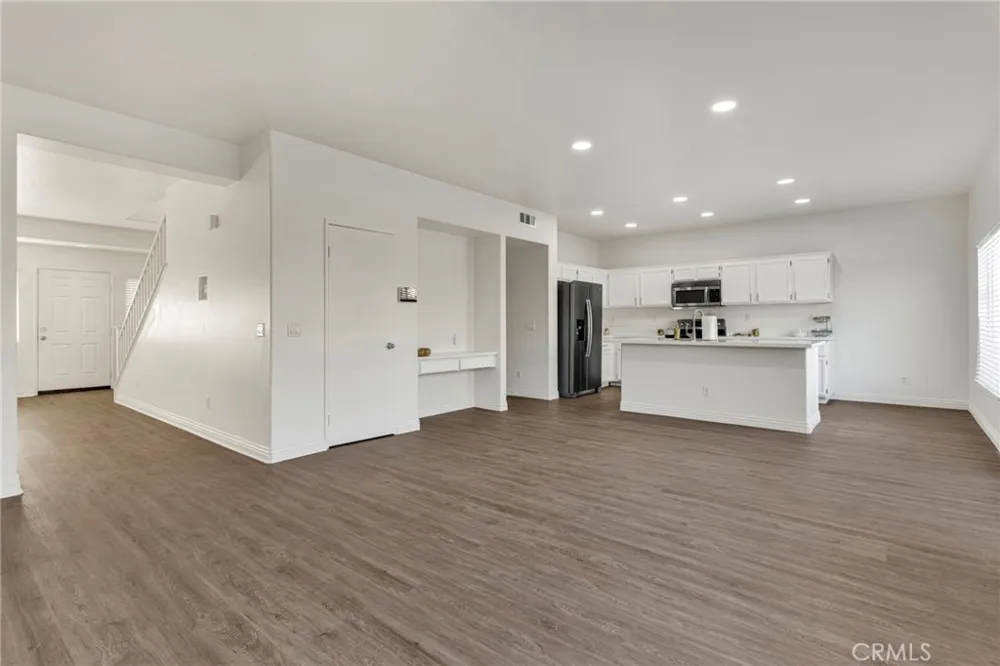13653 Cobalt Road Victorville, CA 92392