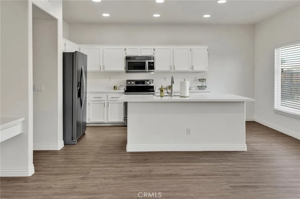 13653 Cobalt Road Victorville, CA 92392