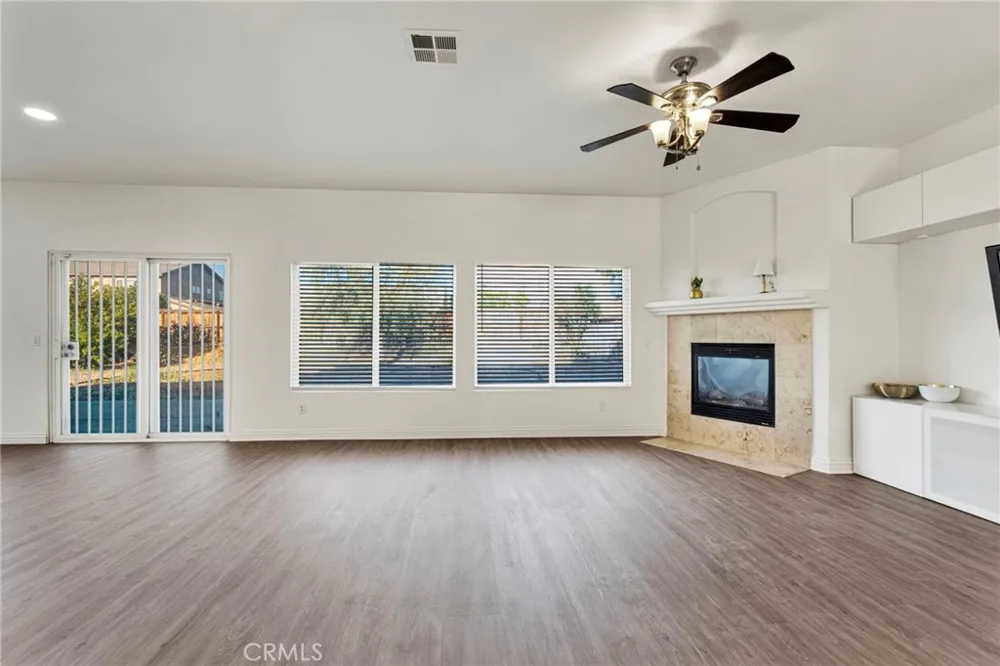 13653 Cobalt Road Victorville, CA 92392