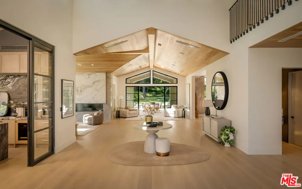 25149 Eldorado Meadow Road Hidden Hills, CA 91302