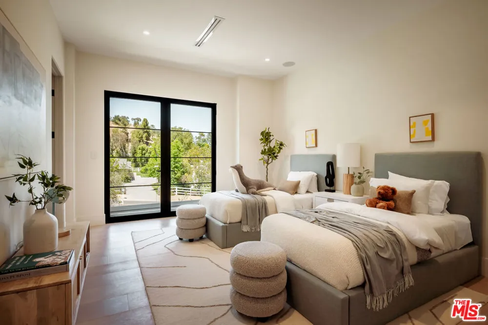 25149 Eldorado Meadow Road Hidden Hills, CA 91302