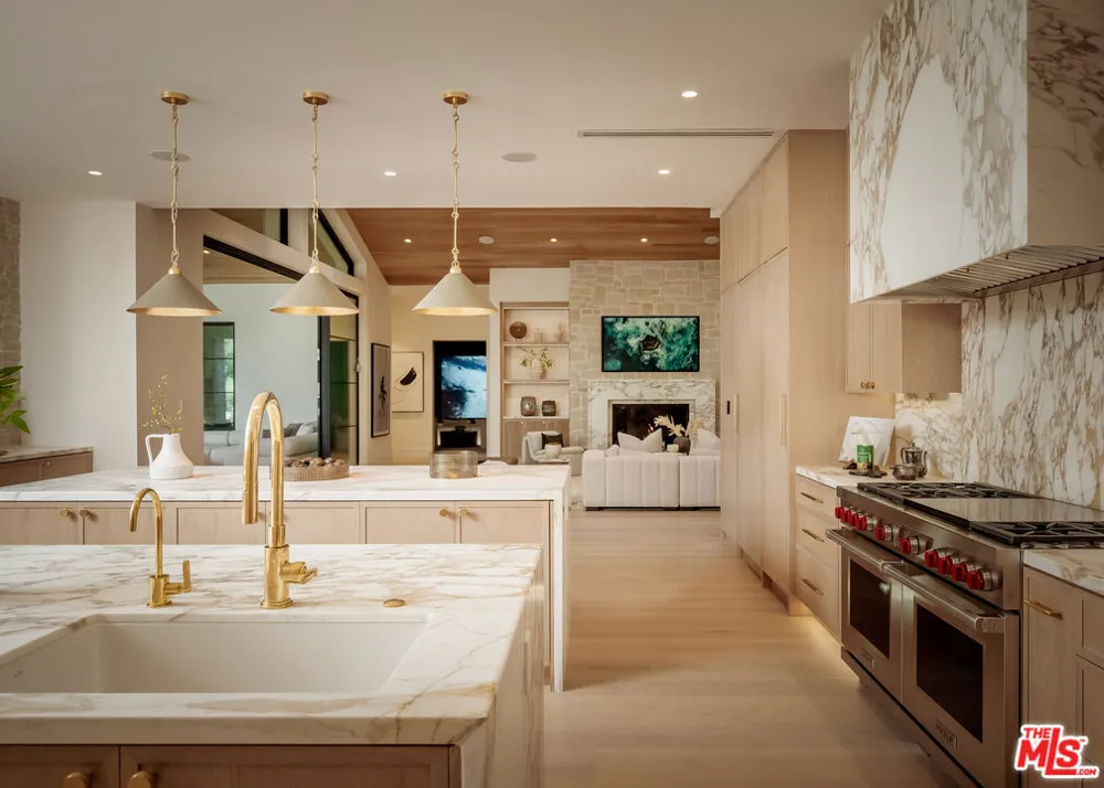 25149 Eldorado Meadow Road Hidden Hills, CA 91302