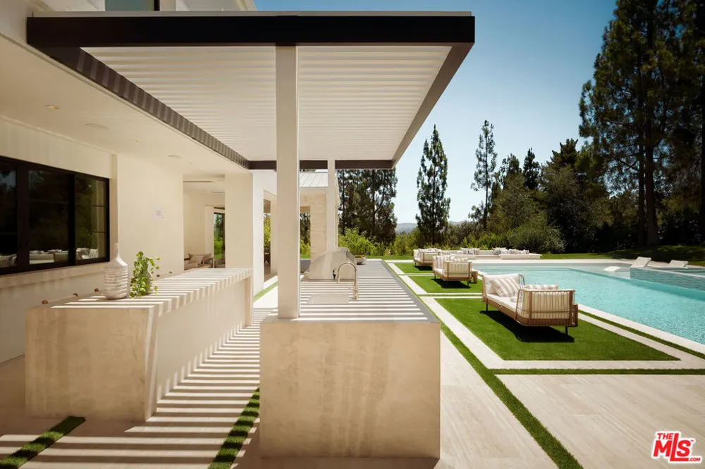 25149 Eldorado Meadow Road Hidden Hills, CA 91302