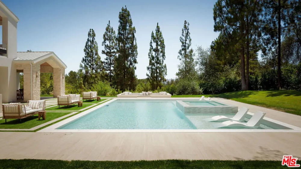 25149 Eldorado Meadow Road Hidden Hills, CA 91302