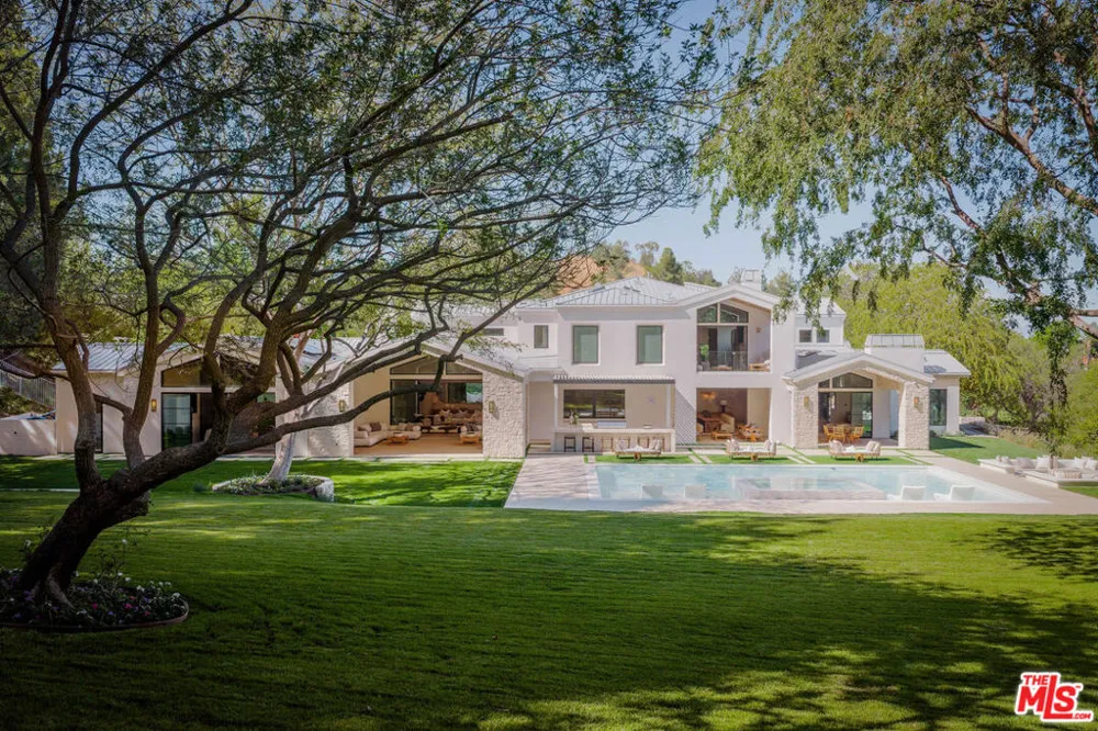 25149 Eldorado Meadow Road Hidden Hills, CA 91302