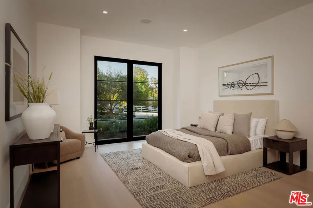25149 Eldorado Meadow Road Hidden Hills, CA 91302