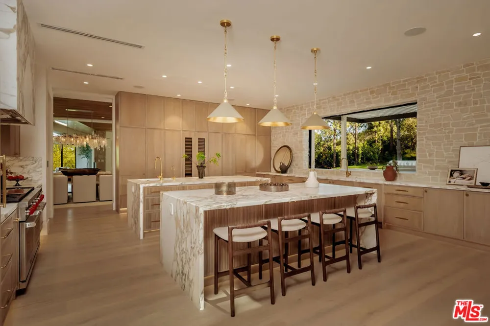 25149 Eldorado Meadow Road Hidden Hills, CA 91302