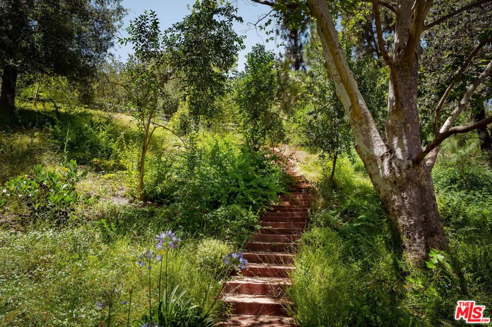 25149 Eldorado Meadow Road Hidden Hills, CA 91302