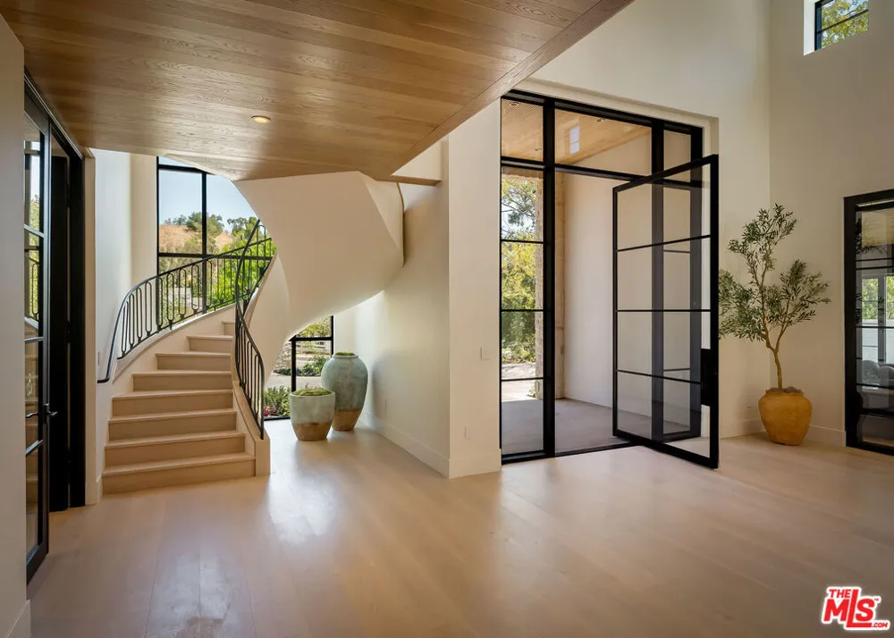 25149 Eldorado Meadow Road Hidden Hills, CA 91302