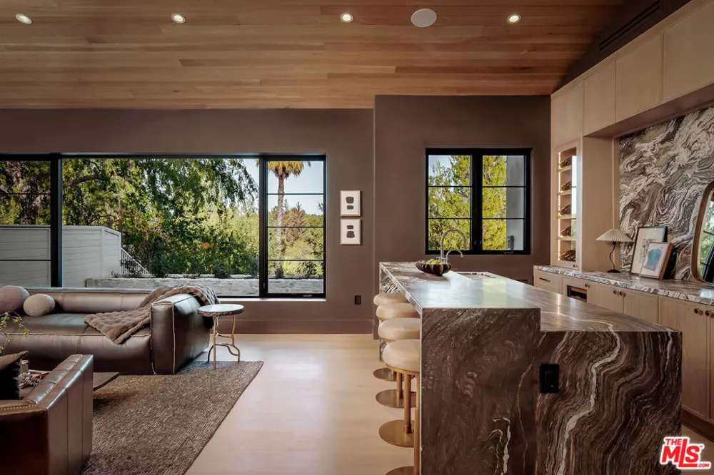 25149 Eldorado Meadow Road Hidden Hills, CA 91302