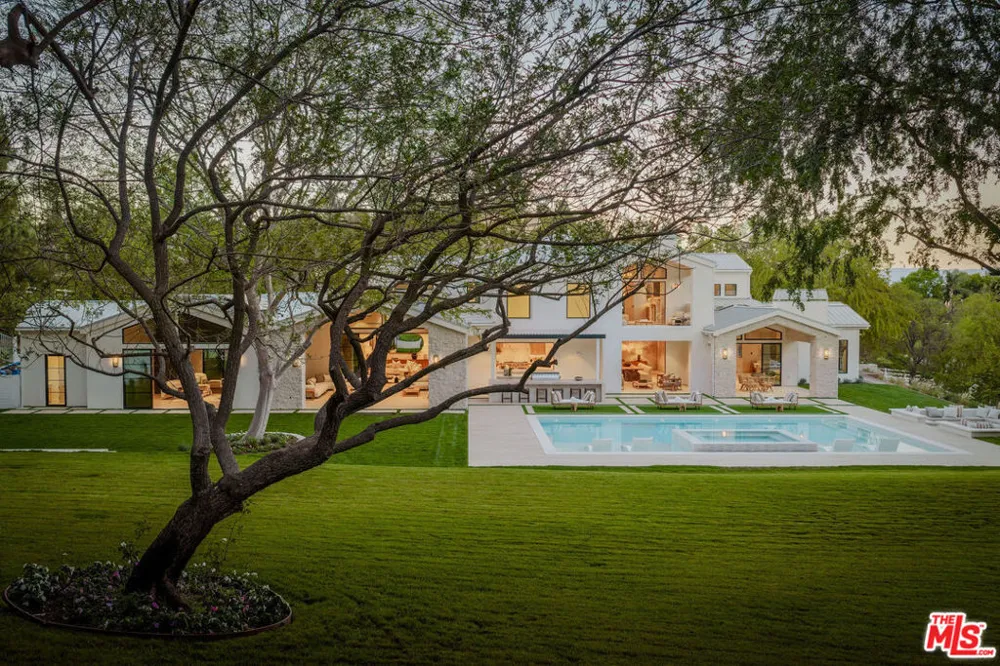 25149 Eldorado Meadow Road Hidden Hills, CA 91302