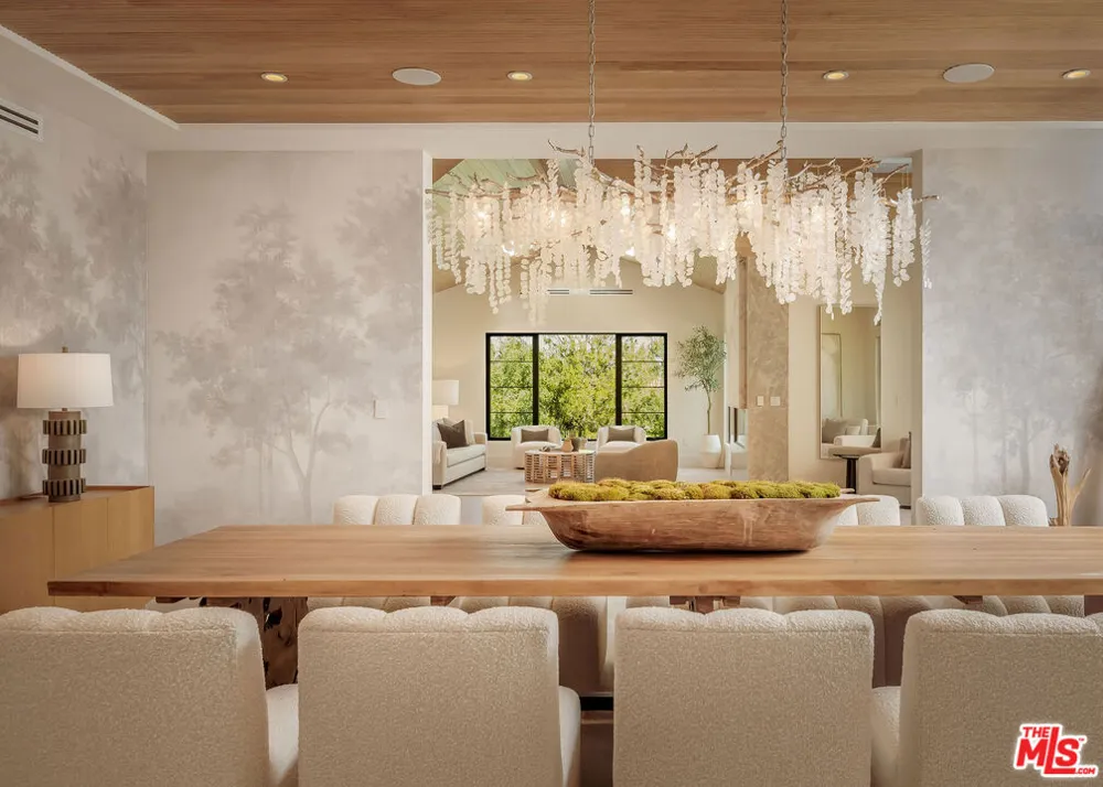 25149 Eldorado Meadow Road Hidden Hills, CA 91302