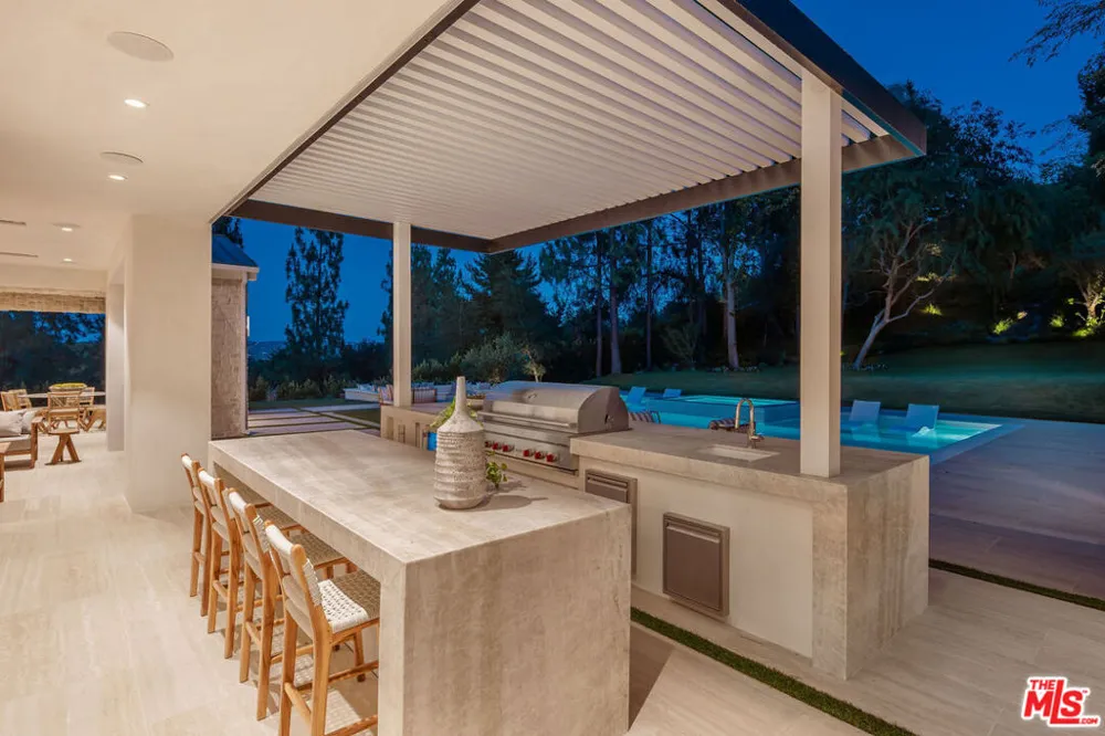 25149 Eldorado Meadow Road Hidden Hills, CA 91302