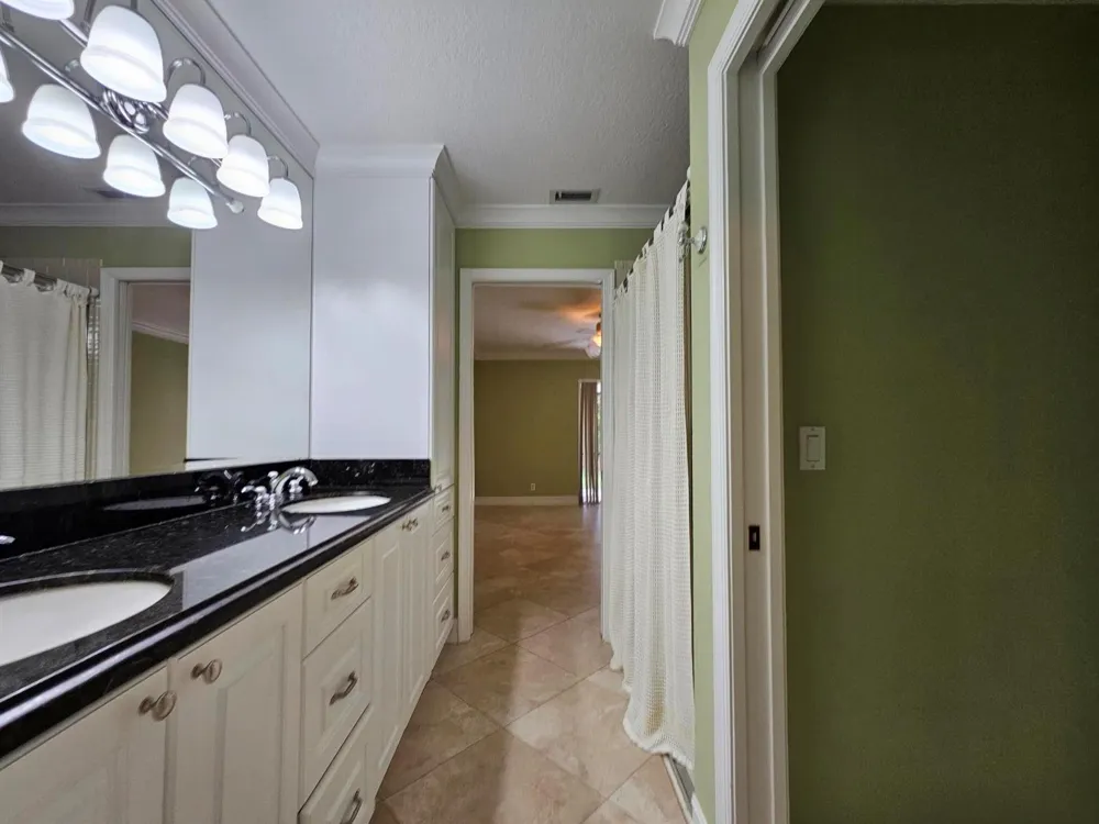 7526 Pinewalk Drive S #174 Margate, FL 33063