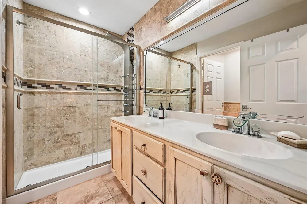1121 Center Stone Lane Riviera Beach, FL 33404