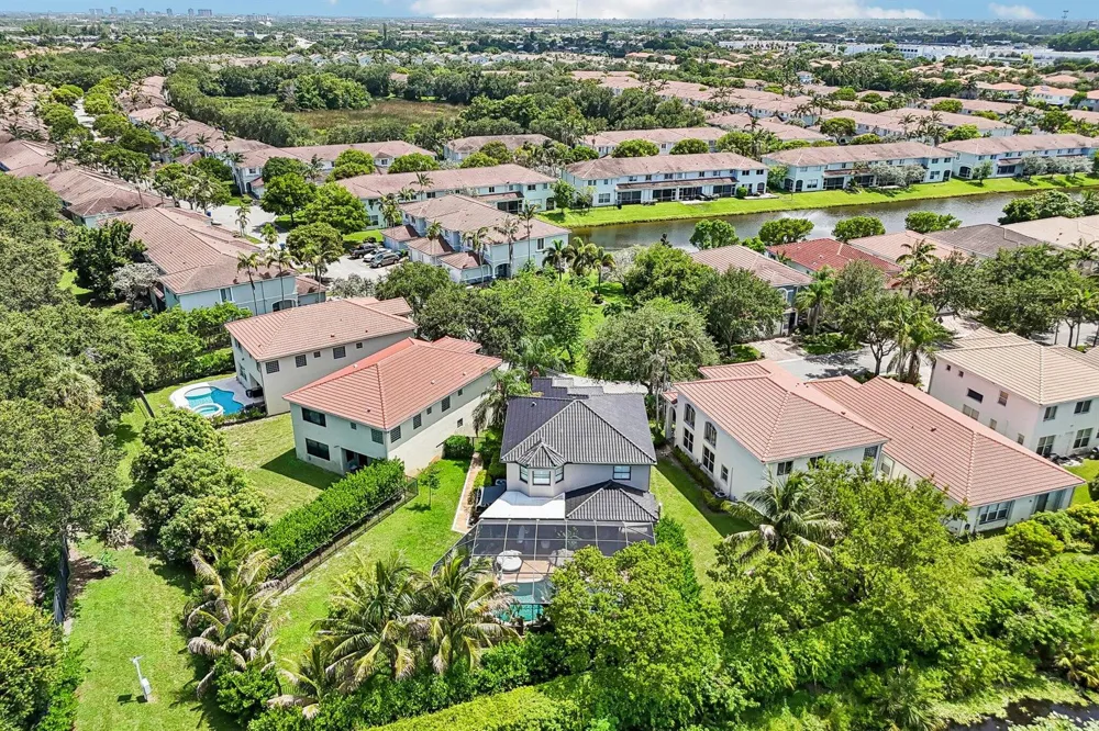 1121 Center Stone Lane Riviera Beach, FL 33404