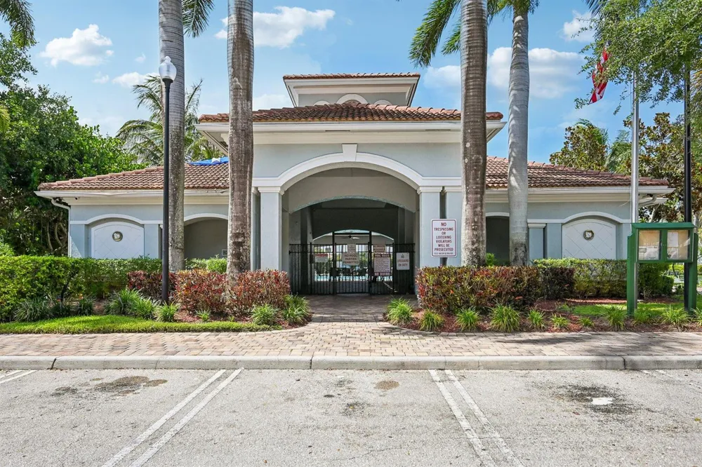 1121 Center Stone Lane Riviera Beach, FL 33404