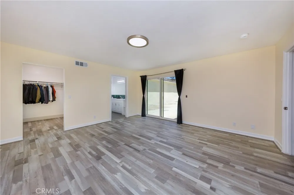 6401 Hubbard Acton, CA 93510
