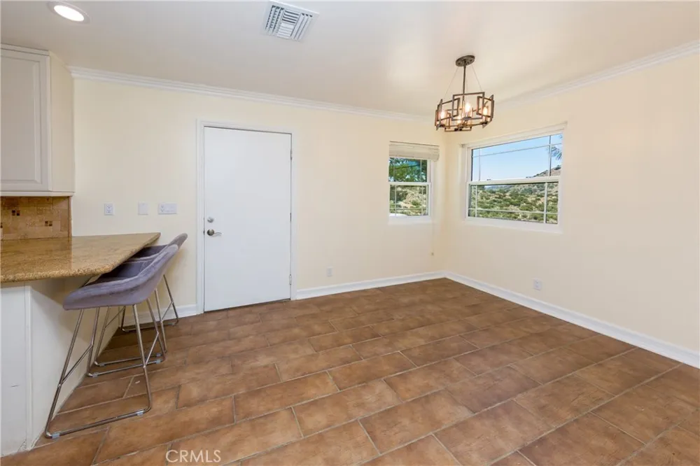 6401 Hubbard Acton, CA 93510