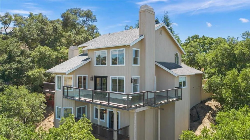 17864 Holiday Drive Morgan Hill, CA 95037