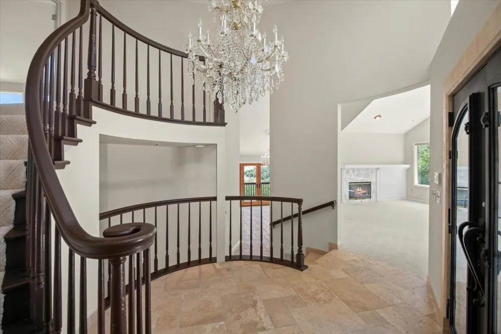 17864 Holiday Drive Morgan Hill, CA 95037