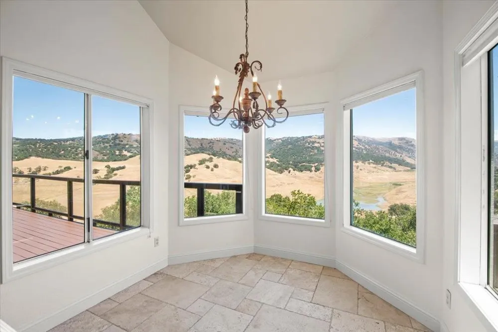 17864 Holiday Drive Morgan Hill, CA 95037