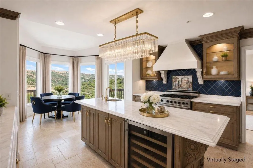 17864 Holiday Drive Morgan Hill, CA 95037