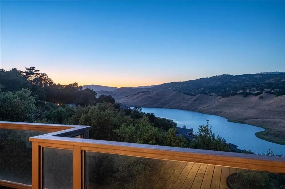 17864 Holiday Drive Morgan Hill, CA 95037