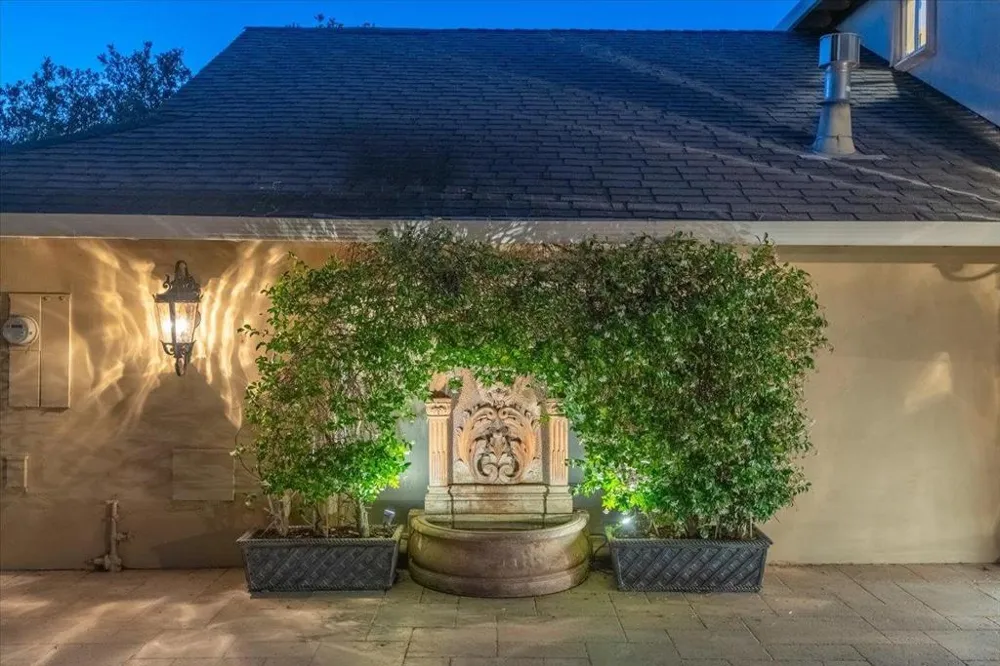 17864 Holiday Drive Morgan Hill, CA 95037