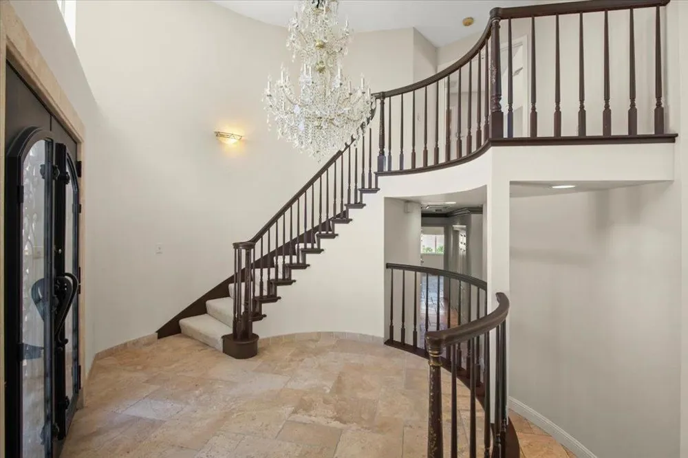 17864 Holiday Drive Morgan Hill, CA 95037