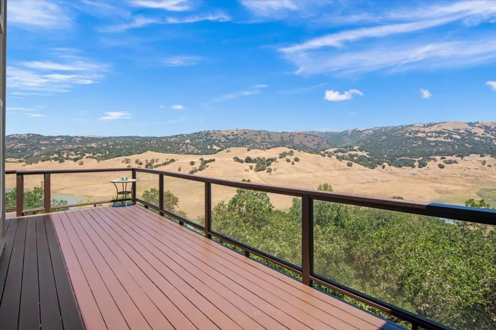 17864 Holiday Drive Morgan Hill, CA 95037