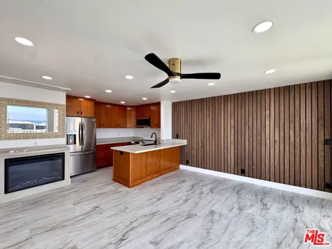 11916 Whalers Lane