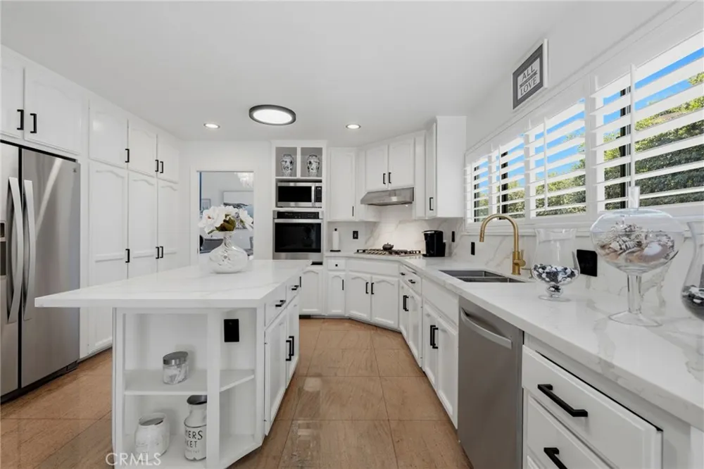5622 W Prospect Visalia, CA 93291