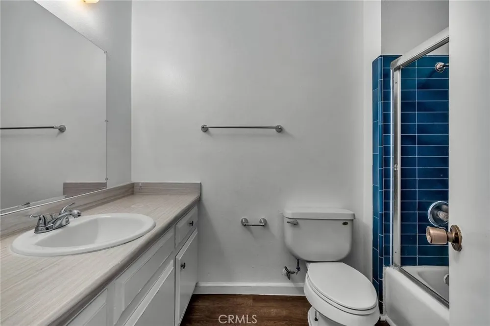 2818 W 235th #3 Torrance, CA 90505