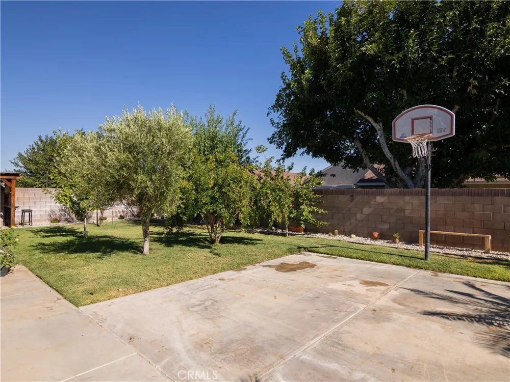 3545 Jupiter Palmdale, CA 93550